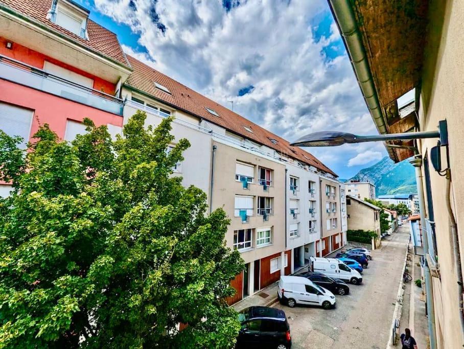 Studio Spacieux - Calme & Tout Equipe Avec Wifi Grenoble Exteriér fotografie